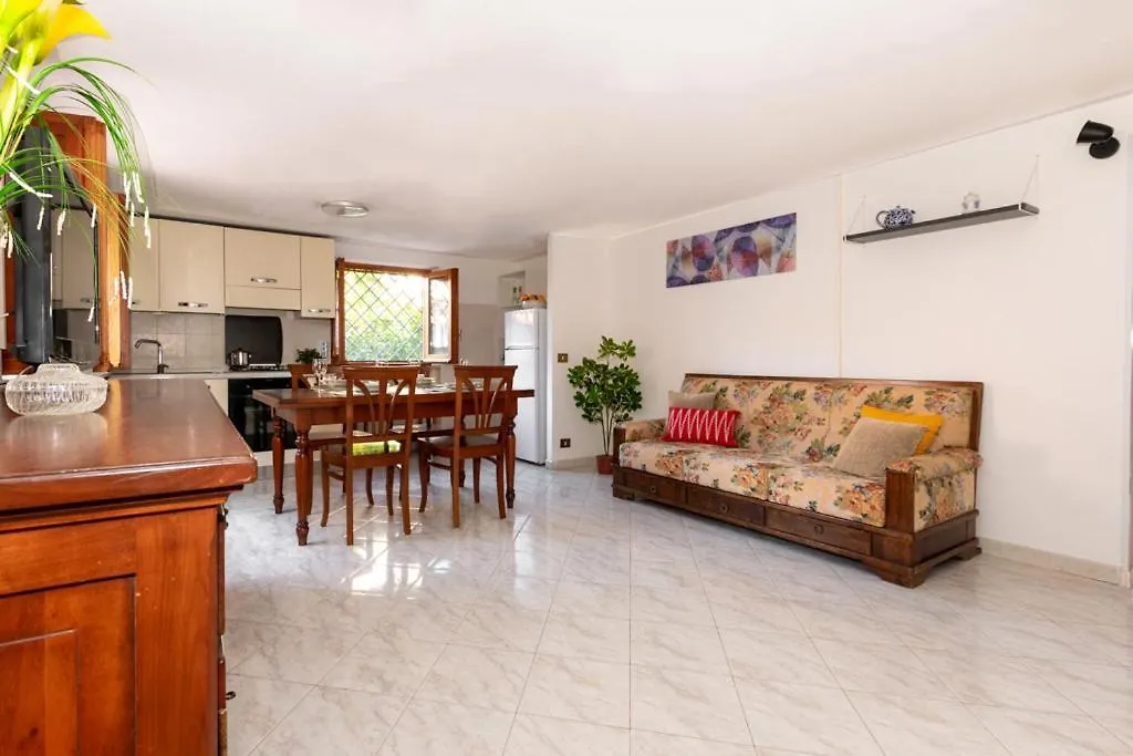 Holiday home Casa Delle Arance Villa Acilia